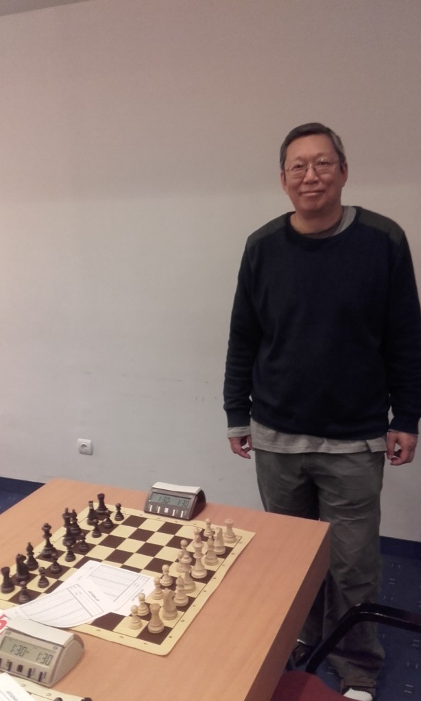 Yip,Michael(CAN), the chess tourist.
